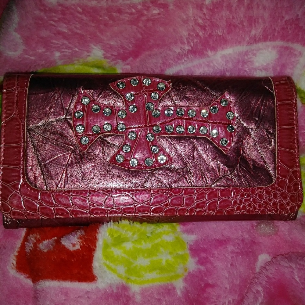 Wallet w rhinestone cross